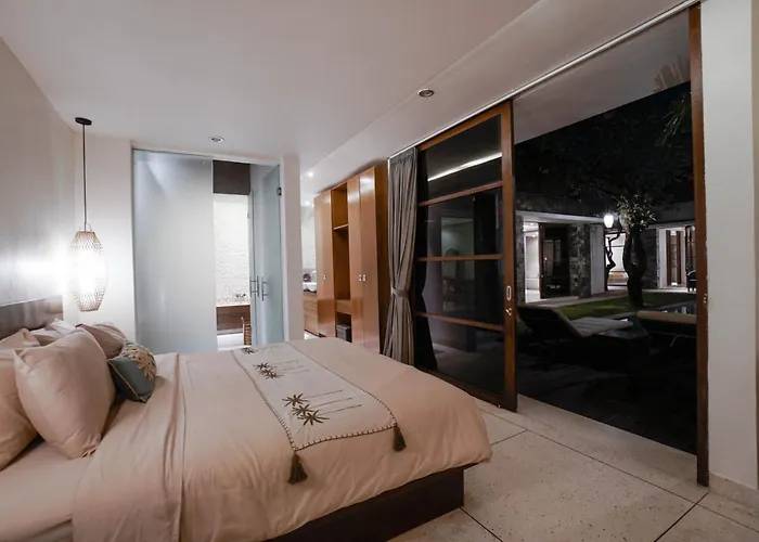 Duadewi 4br In The Heart Of By Santi Management