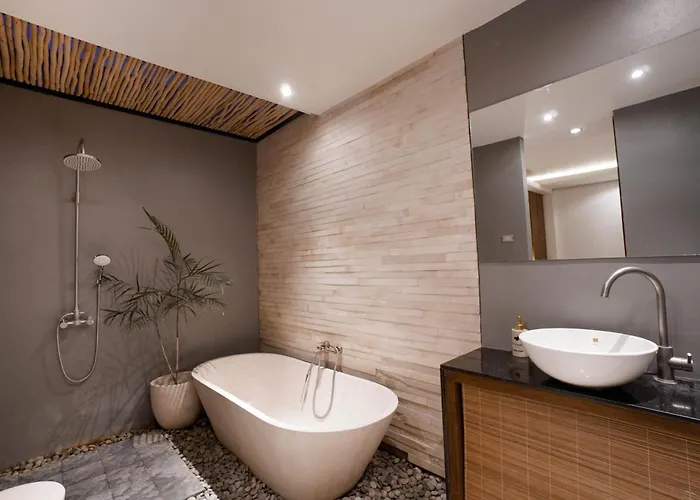 Duadewi 4br In The Heart Of By Santi Management Семиньяк
