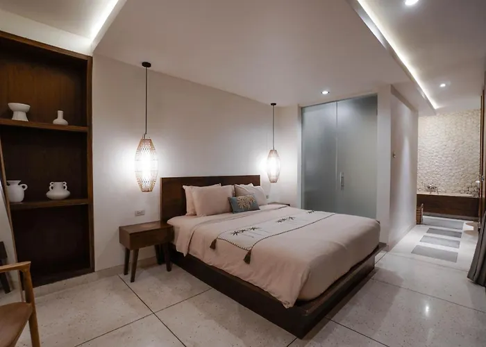 Вилла Duadewi 4br In The Heart Of By Santi Management Семиньяк